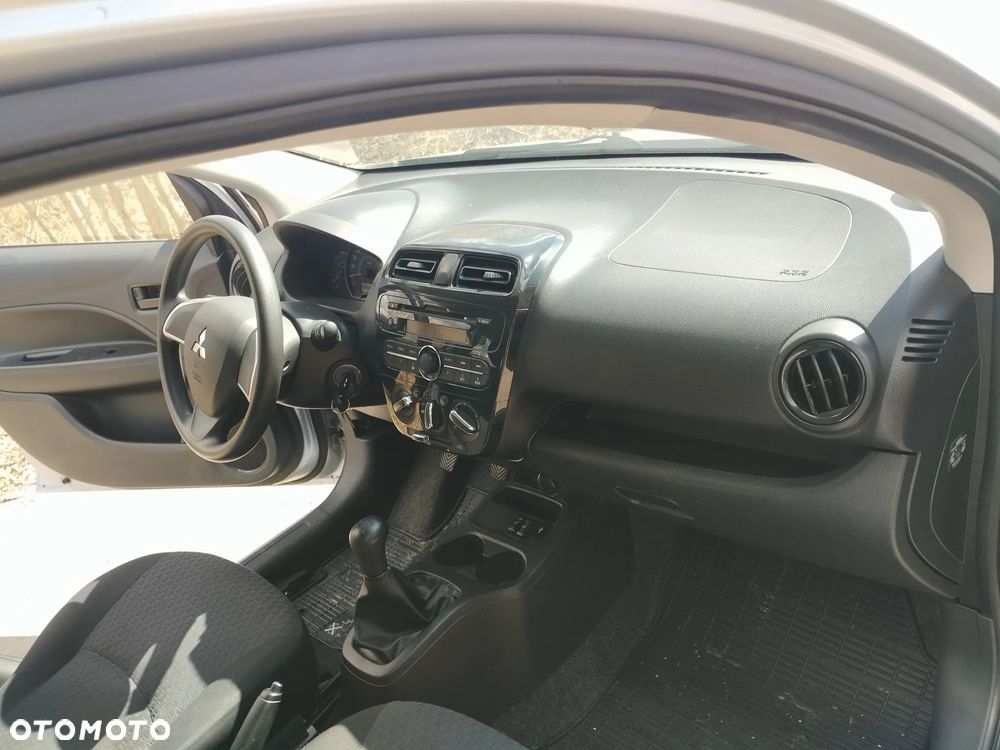 Mitsubishi Space Star 1.0 Plus - 18