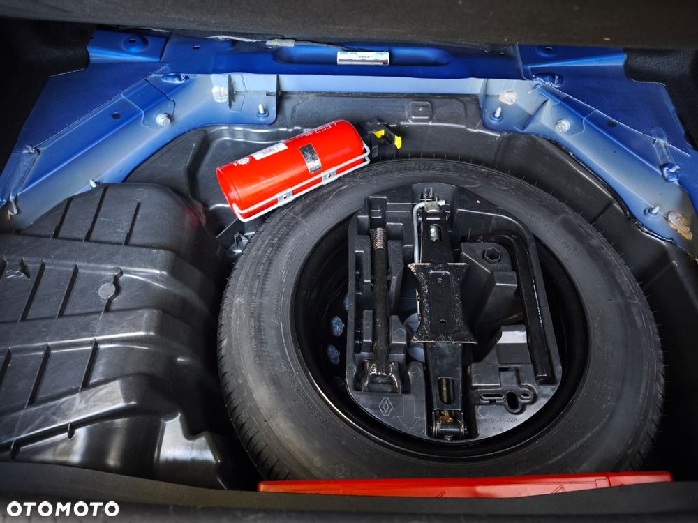 Renault Megane ENERGY TCe 205 EDC GT - 11