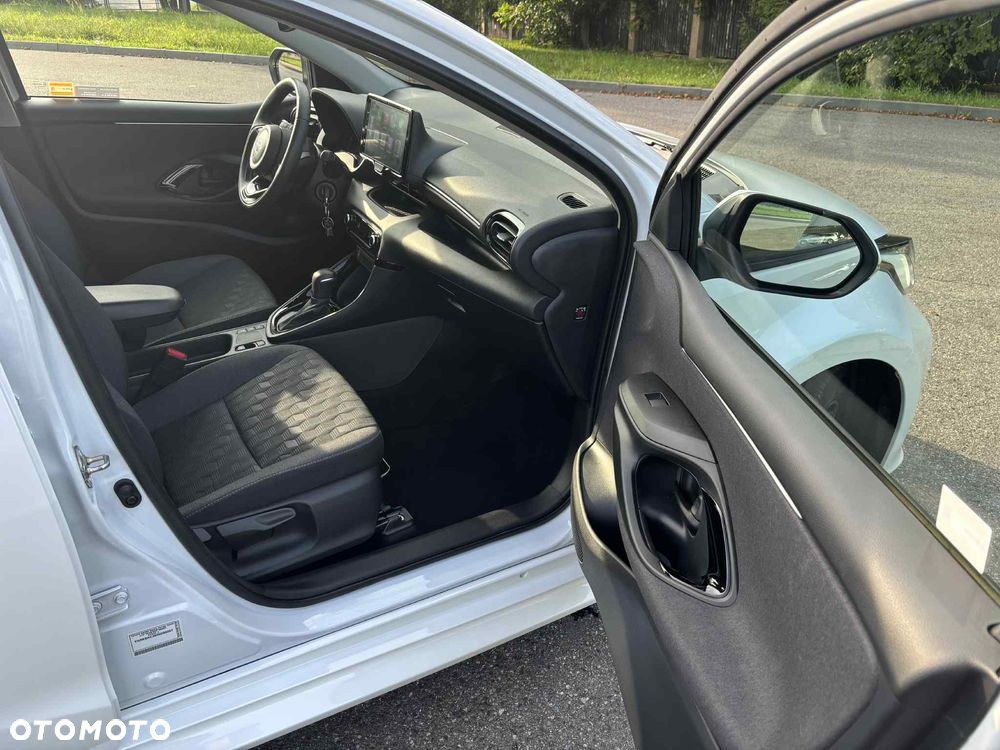 Toyota Yaris 1.5 Style CVT - 30