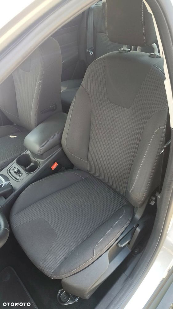 Ford Focus 1.6 EcoBoost Edition - 6