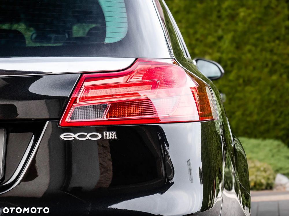 Opel Insignia 2.0 CDTI ecoFLEX Business Cosmo - 37