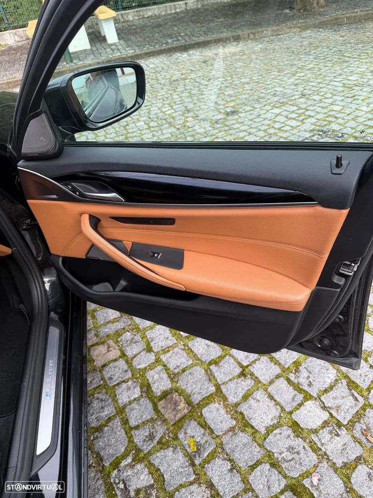 BMW 530 e iPerformance Line Sport - 25
