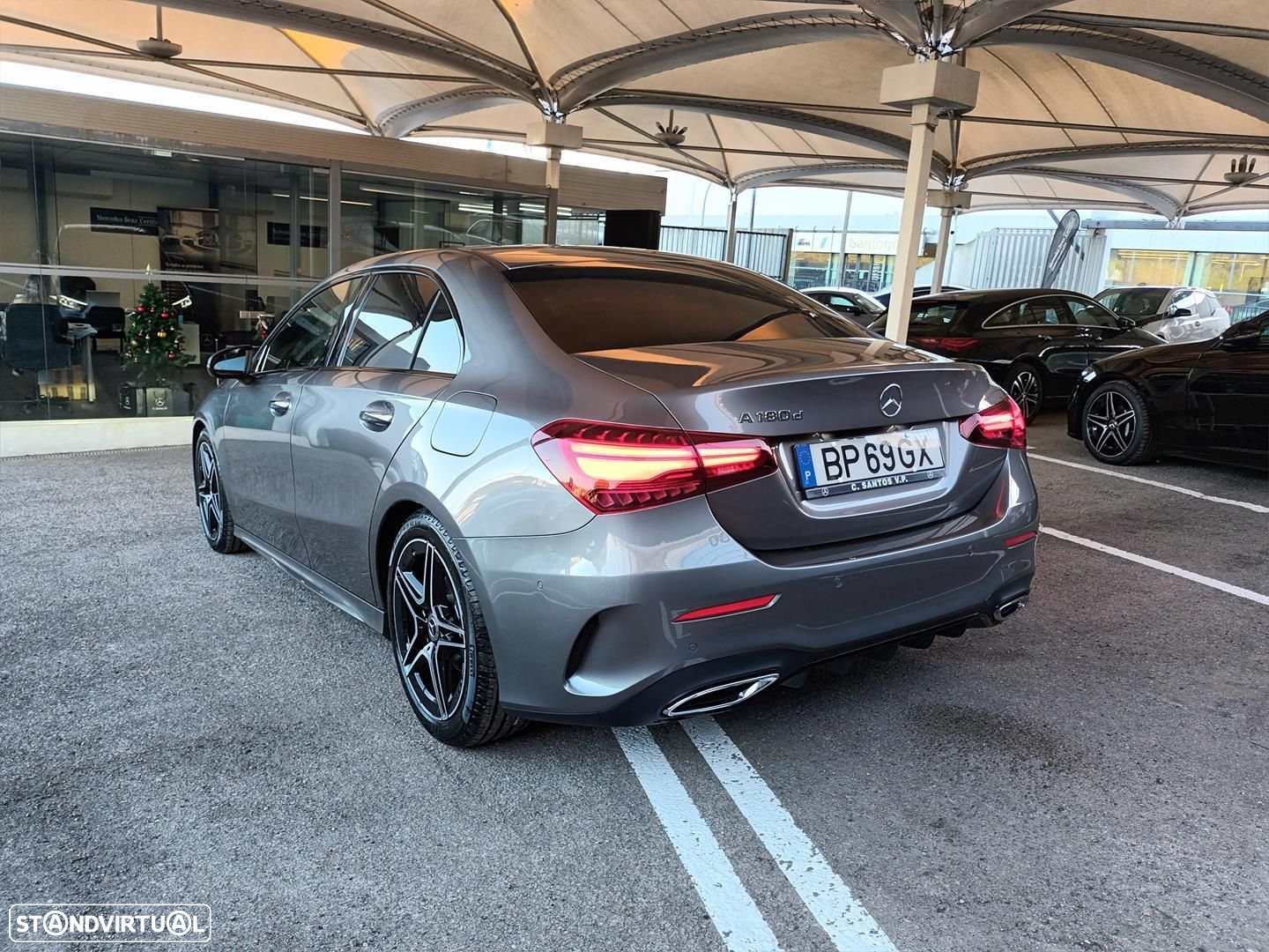 Mercedes-Benz A 180 Limousine d - 8