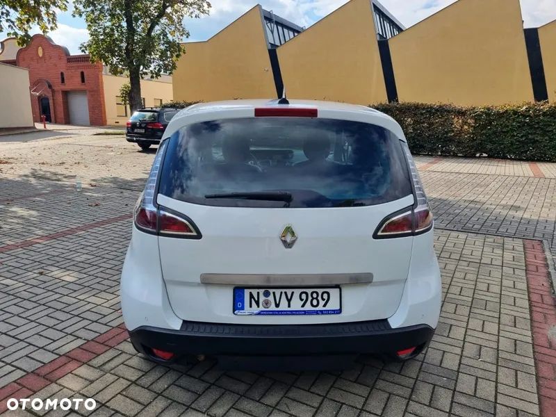 Renault Scenic dCi 160 Bose Edition - 9