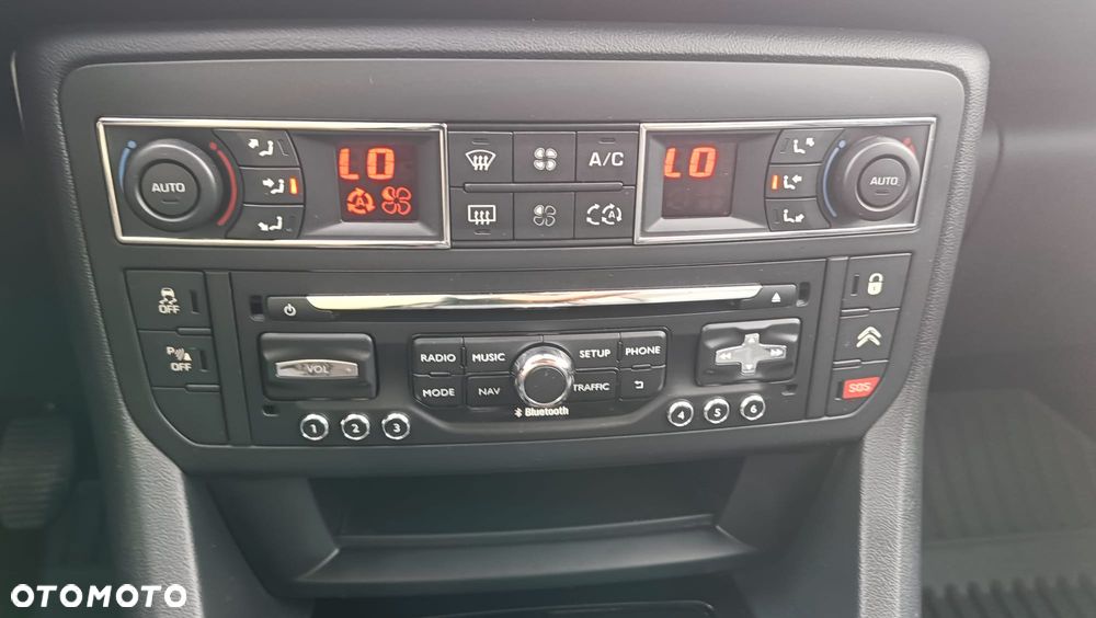 Citroën C5 2.0 HDi Exclusive - 16