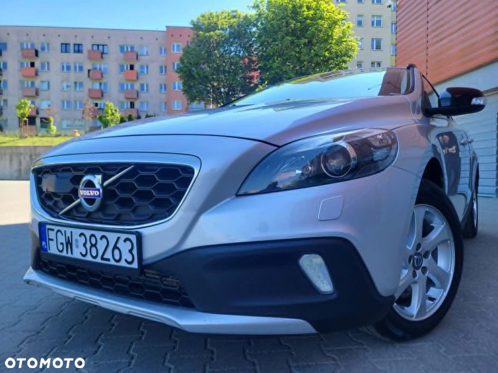 Volvo V40 Cross Country D2 Summum - 4