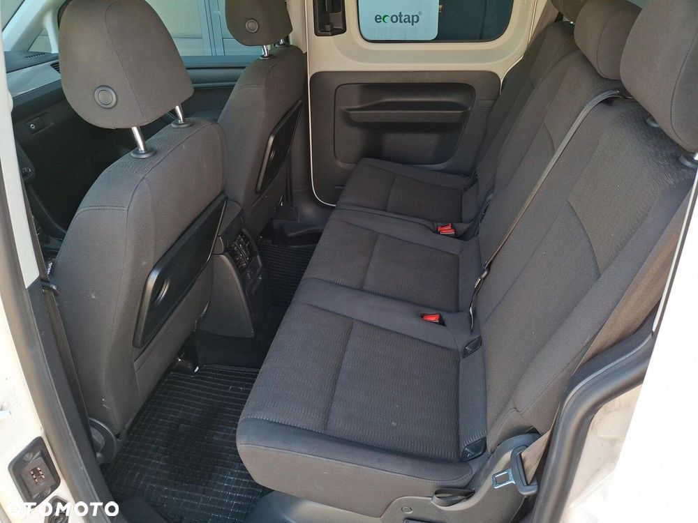 Volkswagen Caddy 1.4 TSI Comfortline DSG - 12
