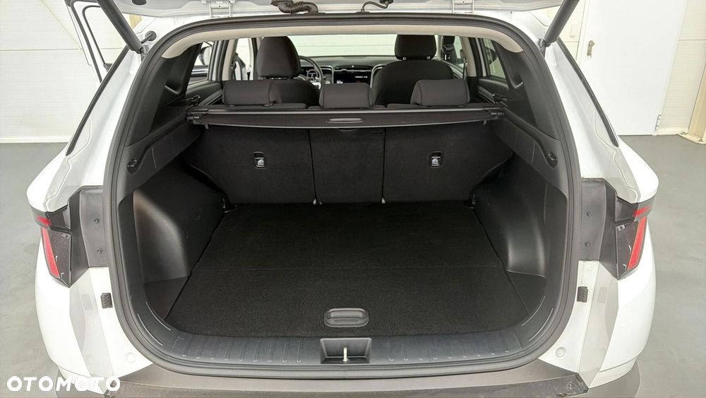 Hyundai Tucson 1.6 T-GDi HEV Smart 2WD - 17