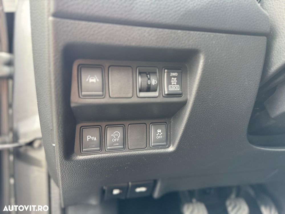 Nissan Qashqai 1.6 DCI ALL-MODE 4x4i N-Connecta - 20