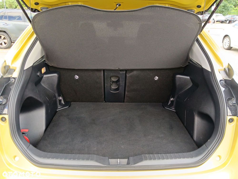 Toyota Yaris Cross - 17