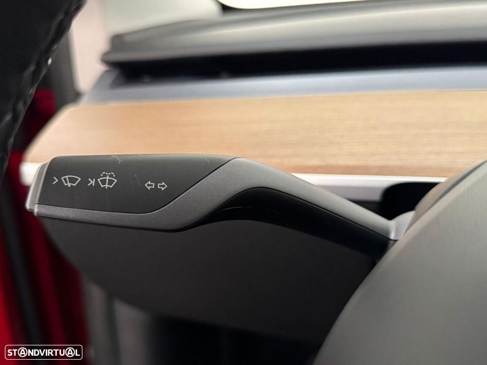 Tesla Model Y Long Range Tração Integral - 20