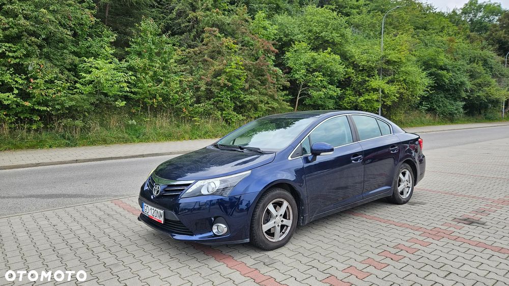 Toyota Avensis - 9