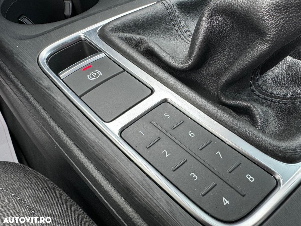 Audi A4 2.0 TDI DPF Attraction - 23