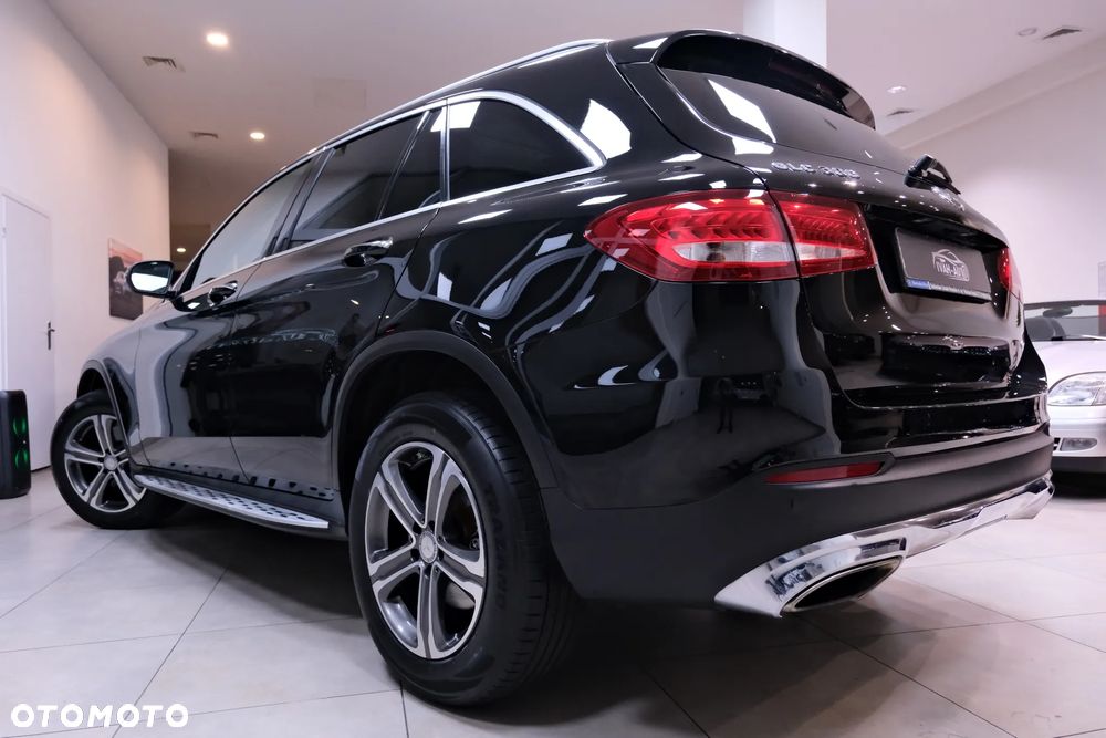 Mercedes-Benz GLC - 11