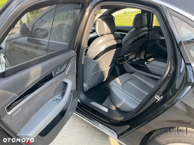 Audi A8 4.2 TDI Quattro - 5