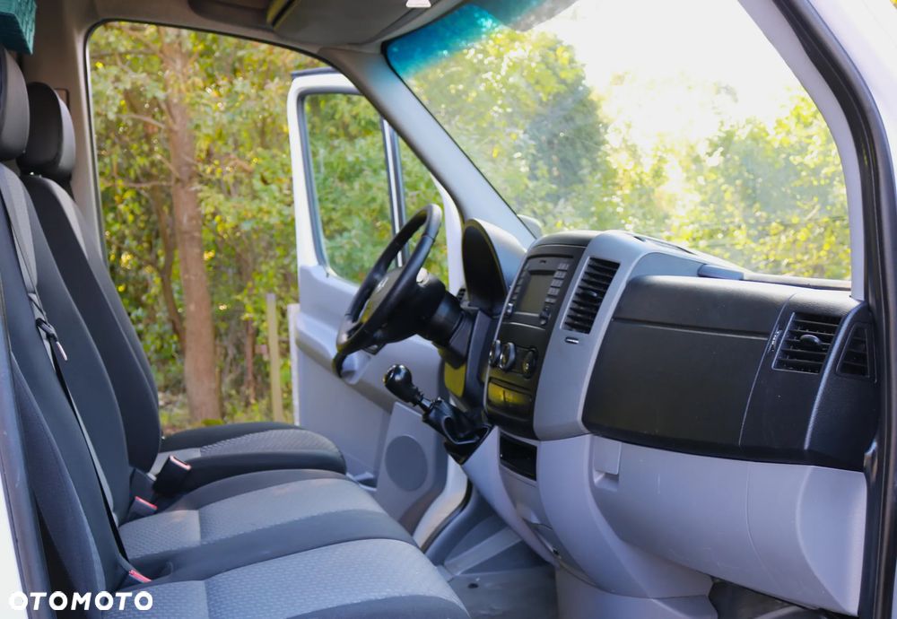 Volkswagen Crafter - 12