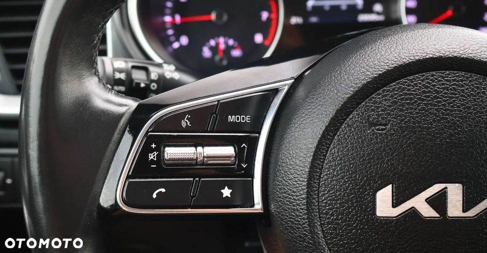 Kia XCeed - 20