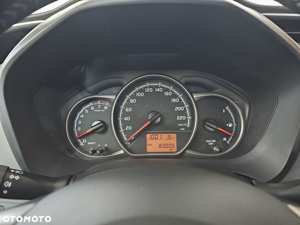 Toyota Yaris 1.0 Life EU6 - 19