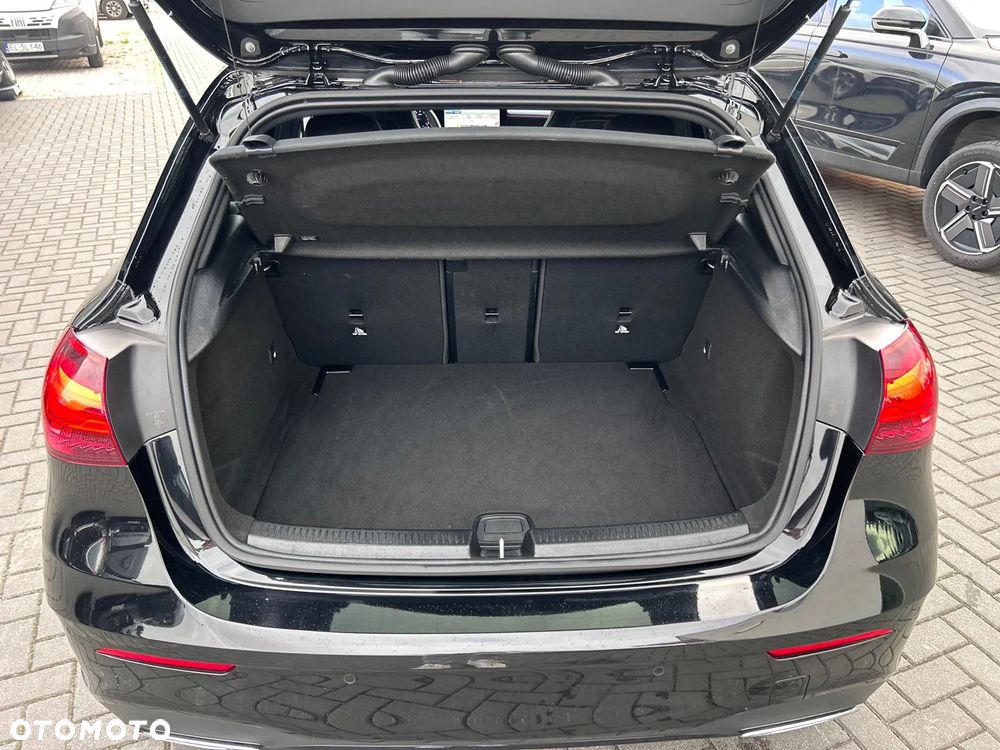 Mercedes-Benz Klasa A 200 AMG Line 7G-DCT - 28