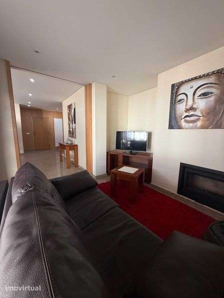 T3 Mobilado c/Terraço Privado, Piscina e Garagem- Póvoa de Varzim - Grande imagem: 4/12
