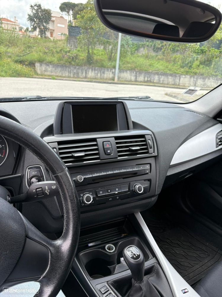 BMW 118 d - 12