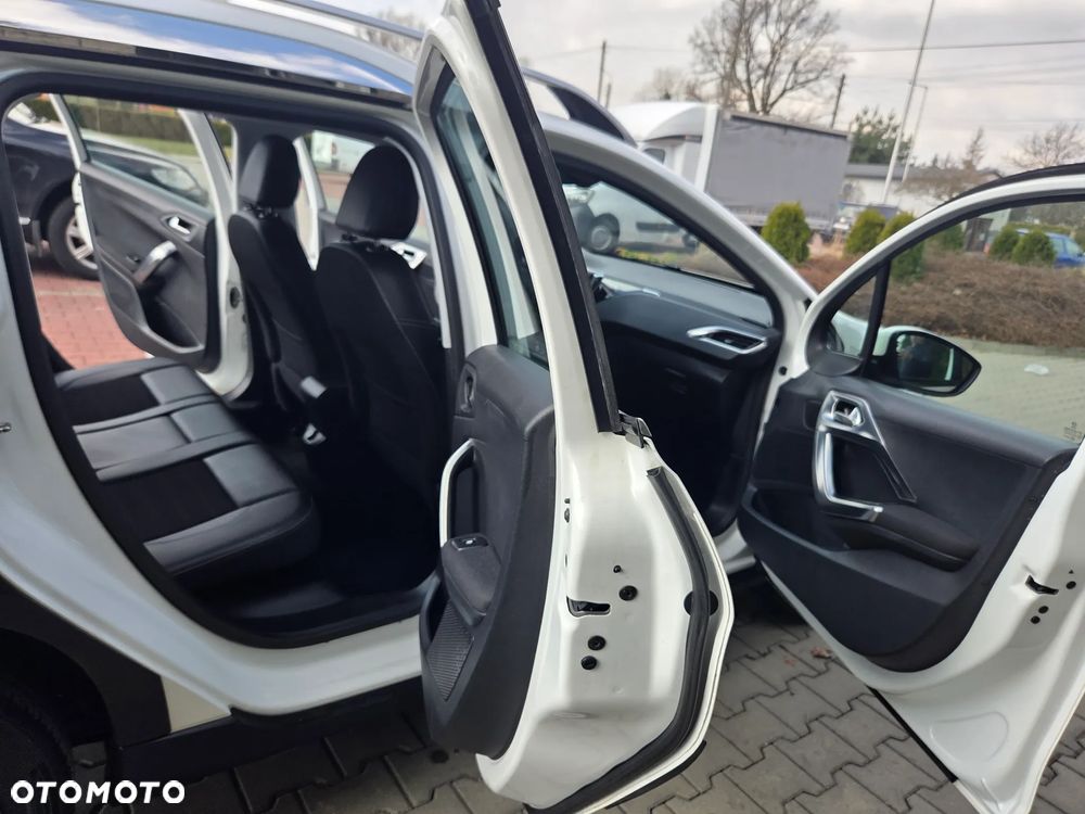 Peugeot 2008 PureTech 110 Stop&Start Urban Move - 23