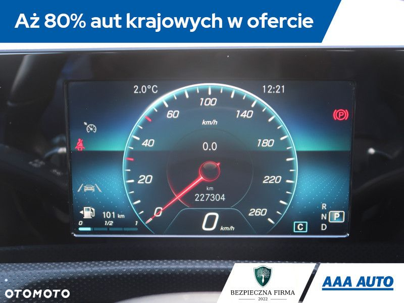 Mercedes-Benz CLA - 10