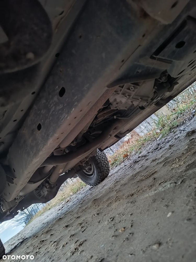 Mitsubishi L200 2.4 d CC Invite EU6 - 19