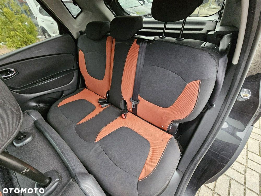 Renault Captur 0.9 Energy TCe Helly Hansen - 14