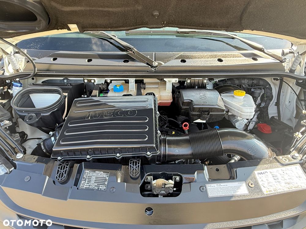 Iveco DAILY 70-180 180KM * 10 E.Palet Kontener *+Winda 1000KG BOGATA Opcja Wyposażenia!!! - 32