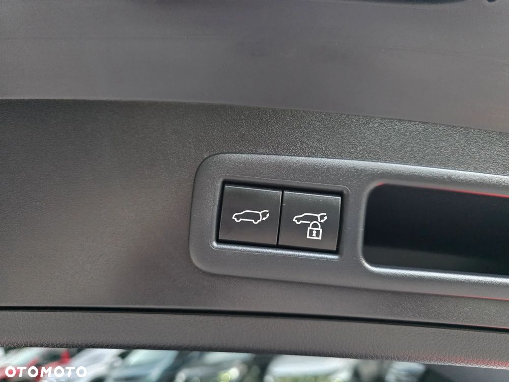 Lexus UX 250h GPF F Impression 2WD - 24
