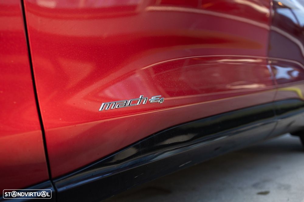 Ford Mustang Mach-E AWD PREMIUM - 20