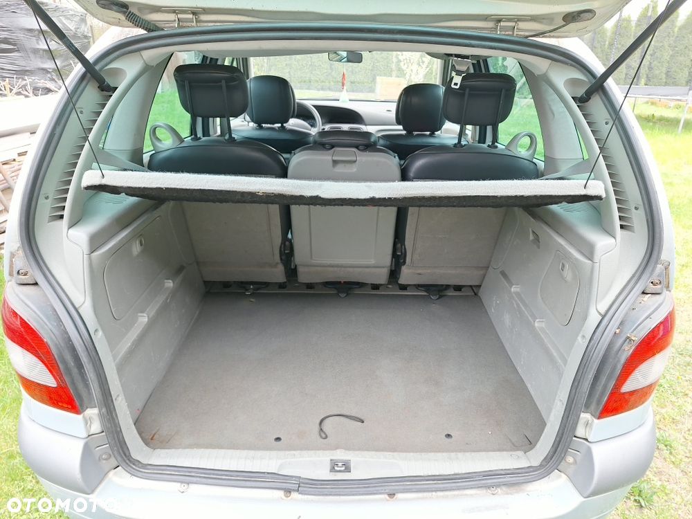 Renault Scenic - 6