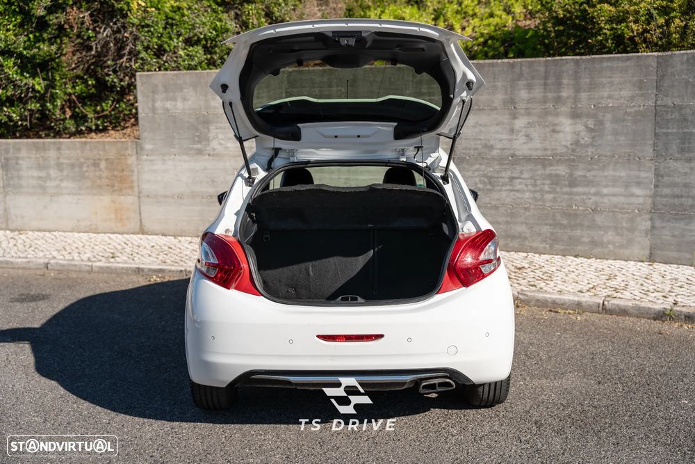 Peugeot 208 1.6 THP GTi - 8