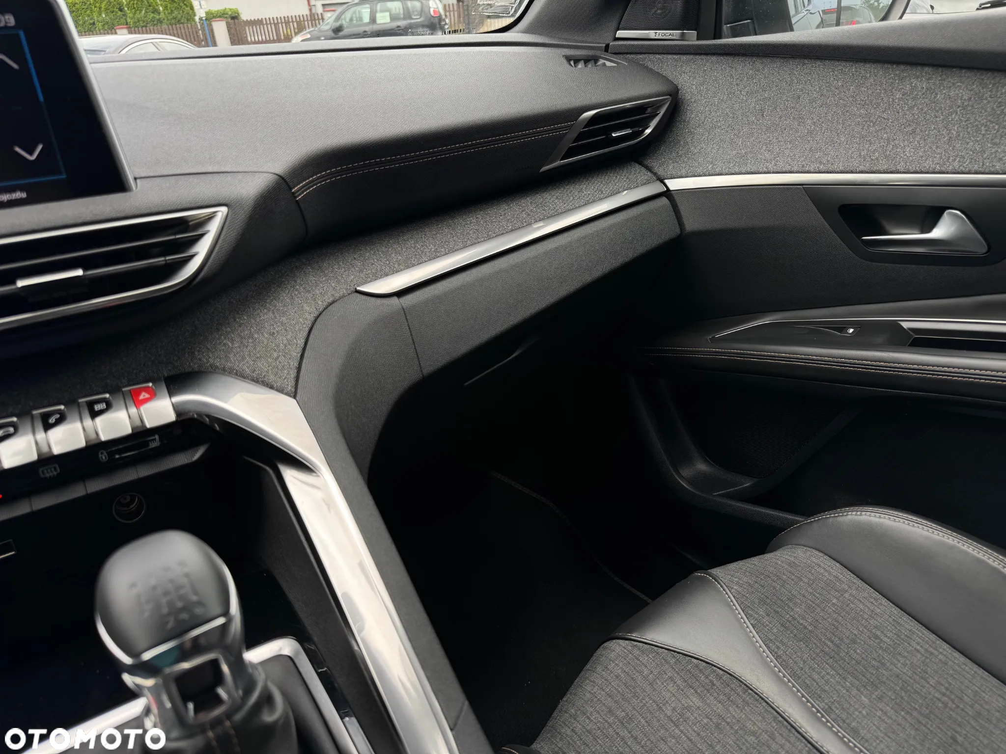 Peugeot 3008 1.2 PureTech GT S&S - 27