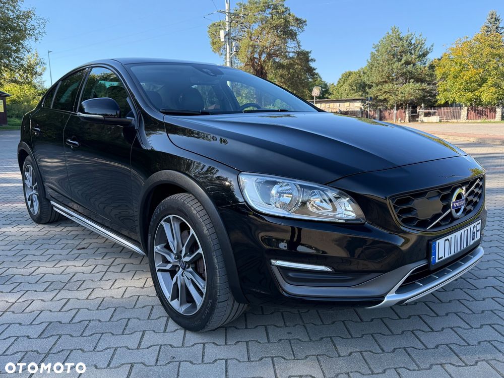 Volvo S60 Cross Country - 1