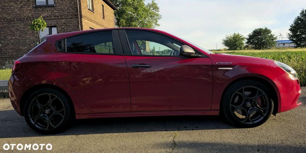 Alfa Romeo Giulietta 1750 TBi Veloce TCT - 4