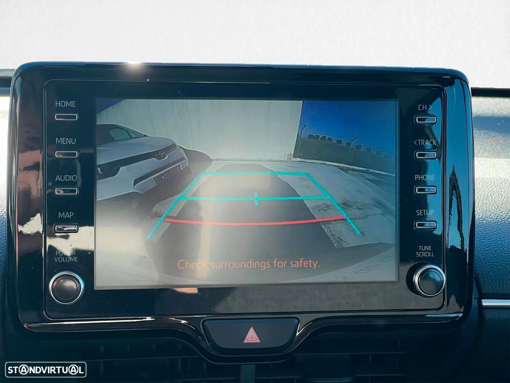 Toyota Yaris Cross 1.5 HDF Comfort Plus - 14