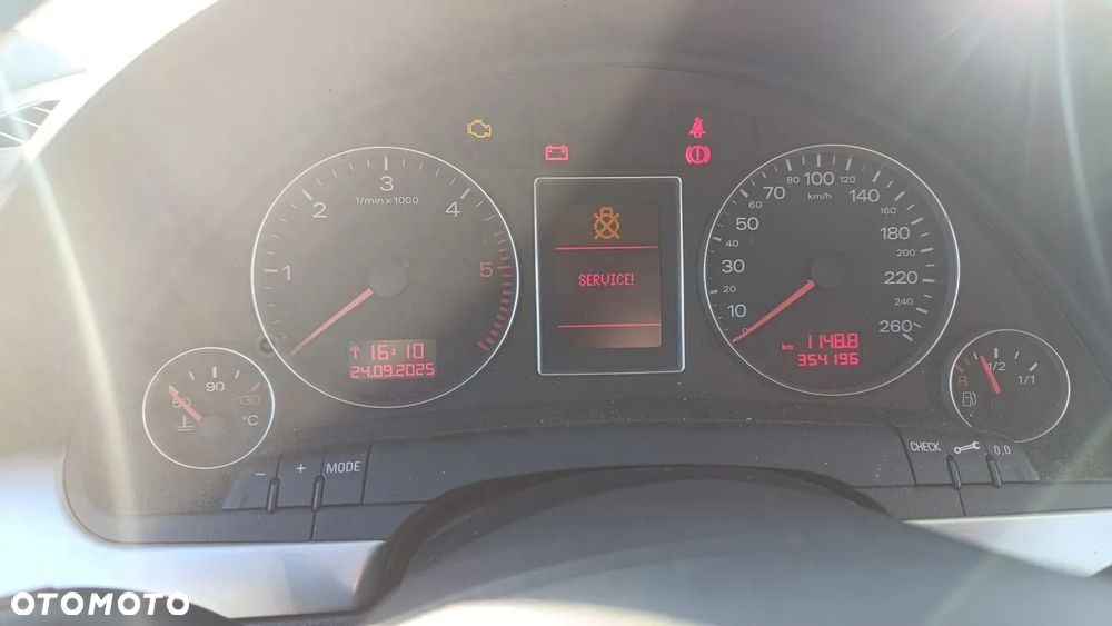 35508 audi a4b7 avant 1.9 BRB na części Skrzynia GYA sprawna lakier LY1Q - 18