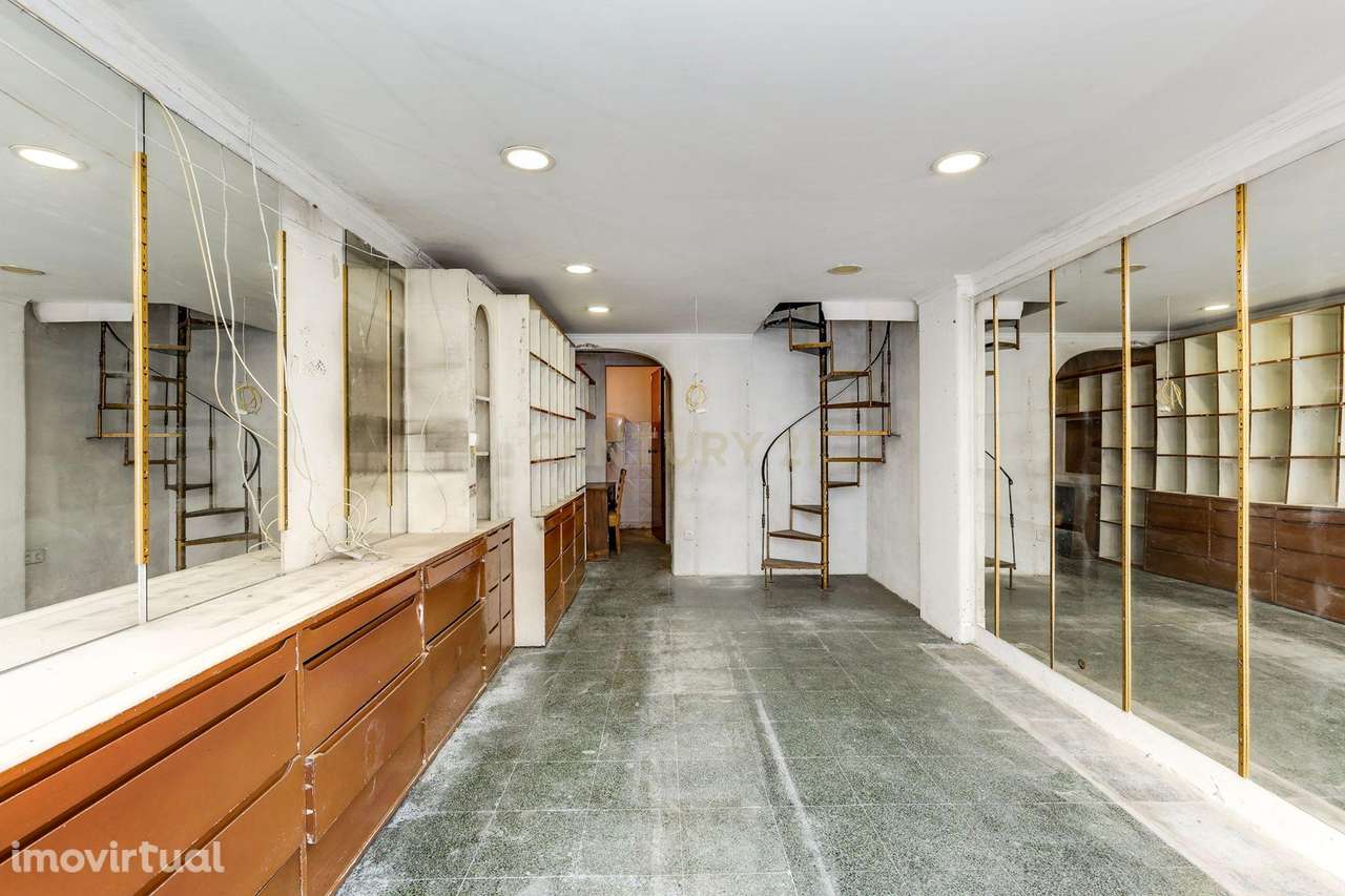 Loja para Remodelar - Oportunidade única de investimento nas prestigia - Grande imagem: 2/12