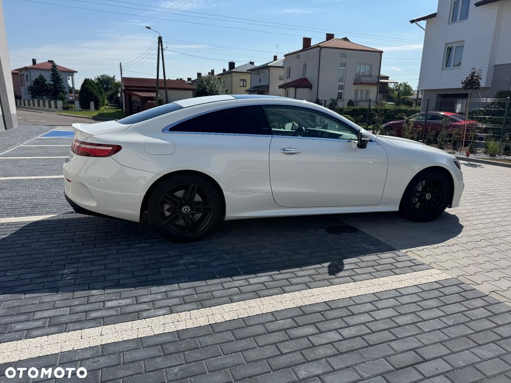 Mercedes-Benz Klasa E 400 4Matic 9G-TRONIC AMG Line - 10