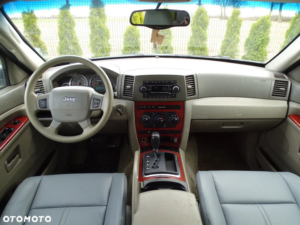Jeep Grand Cherokee - 6