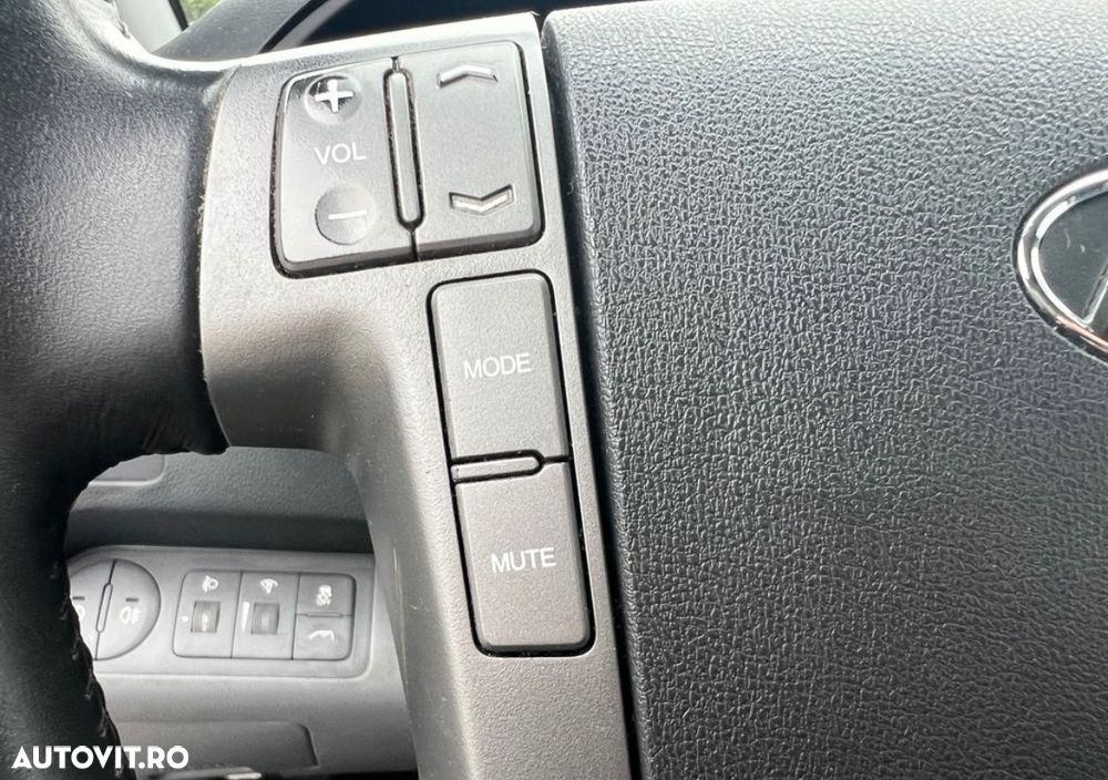 Hyundai H-1 2.5 CRDi Travel Comfort - 23