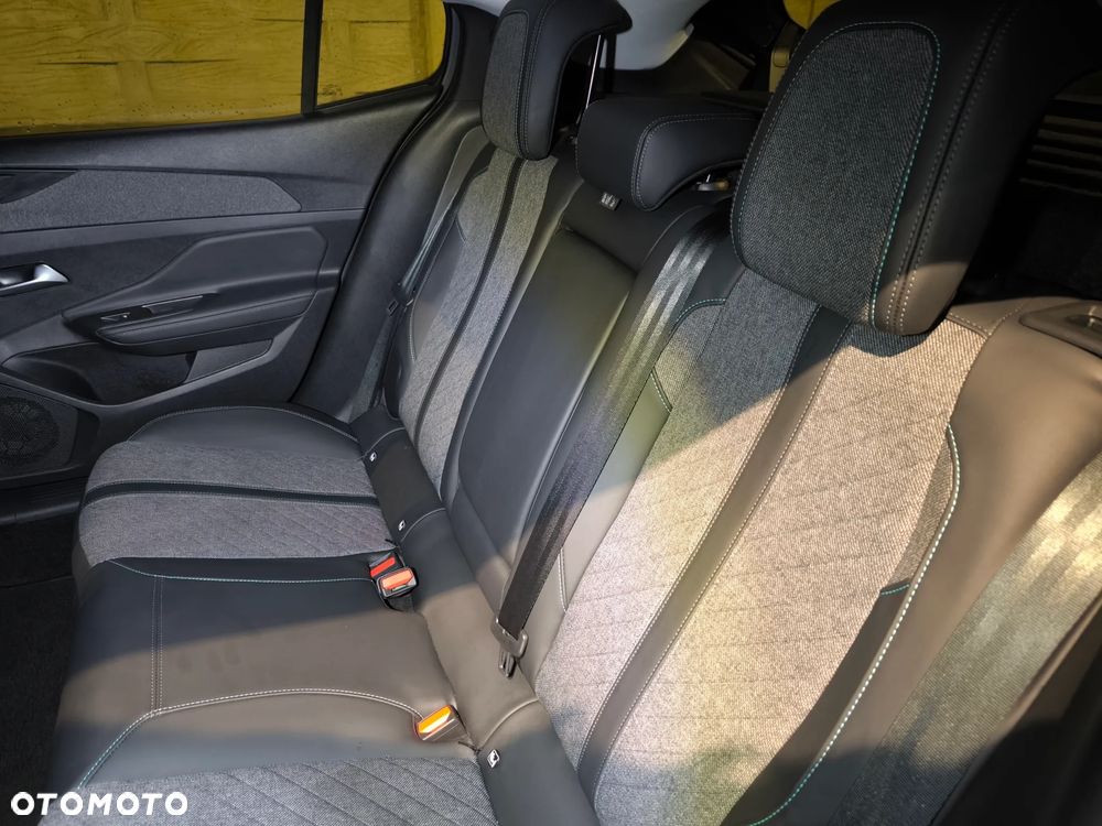 Peugeot 408 1.2 PureTech Allure S&S EAT8 - 10