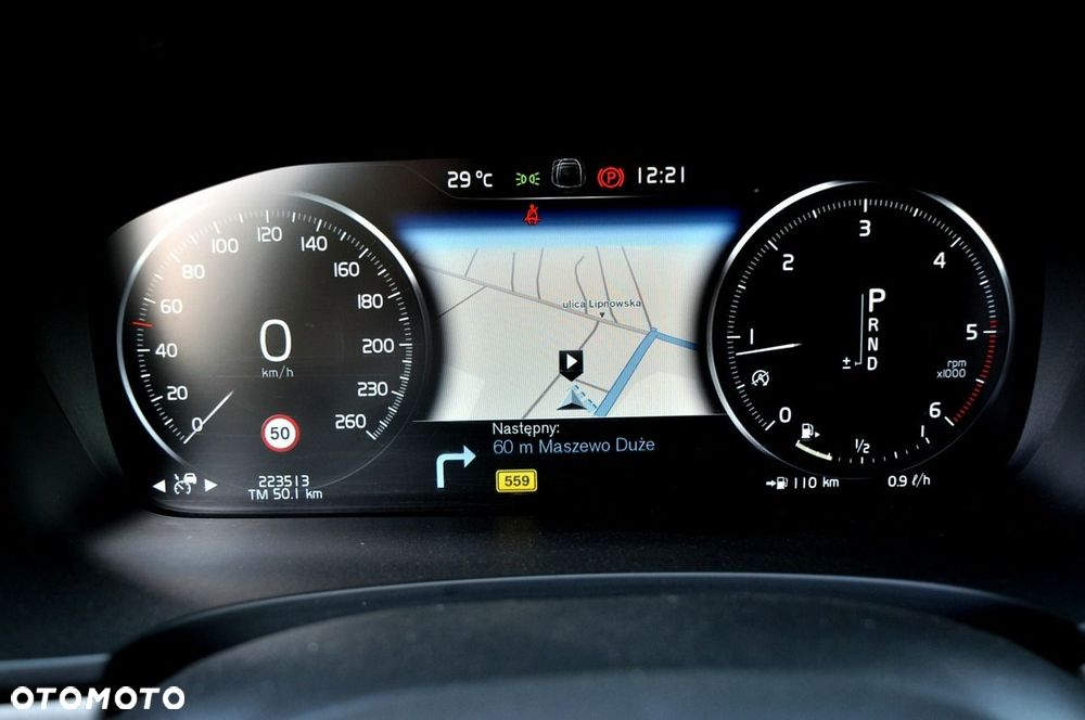 Volvo V90 D3 Momentum Pro - 30