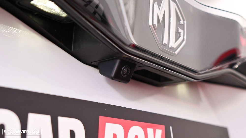 MG MG4 64 kWh Luxury - 27