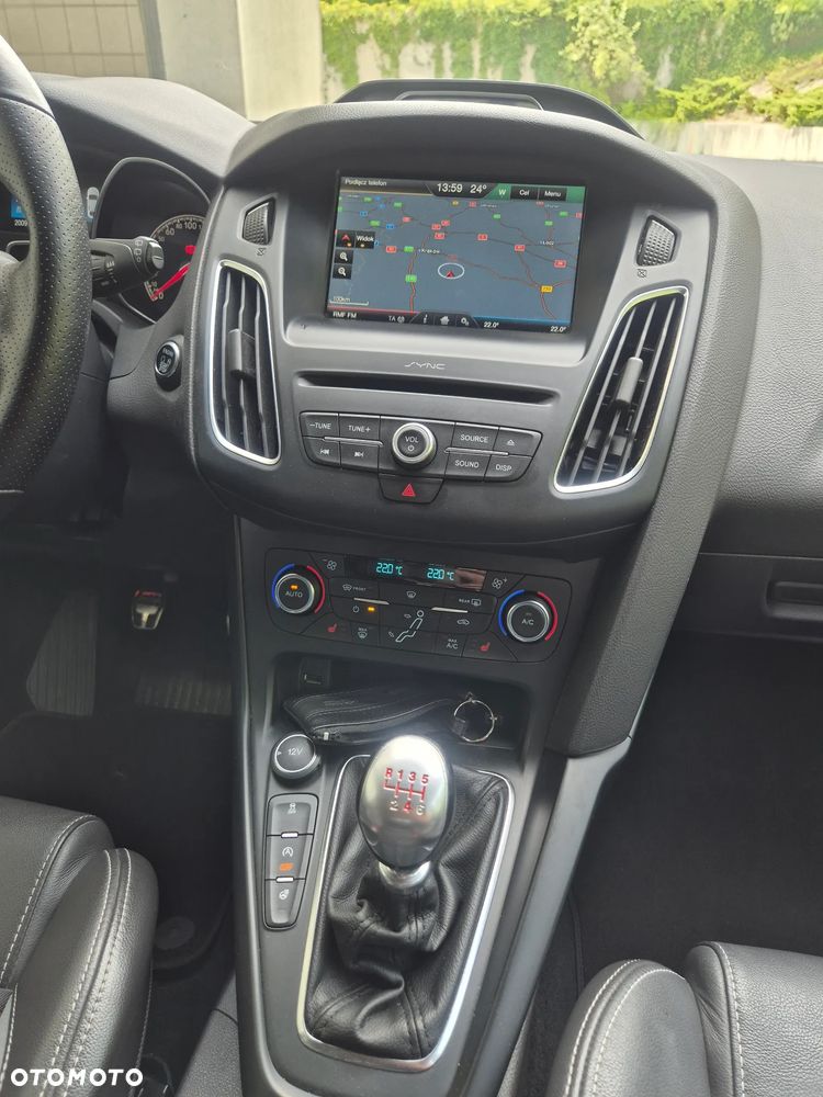 Ford Focus 2.0 TDCi ST mit Leder-Exclusiv-Paket - 22
