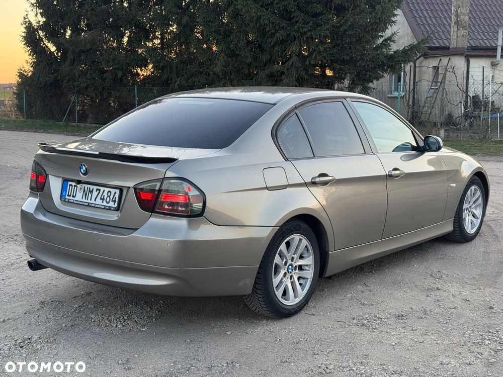 BMW Seria 3 320i Edition Exclusive - 10