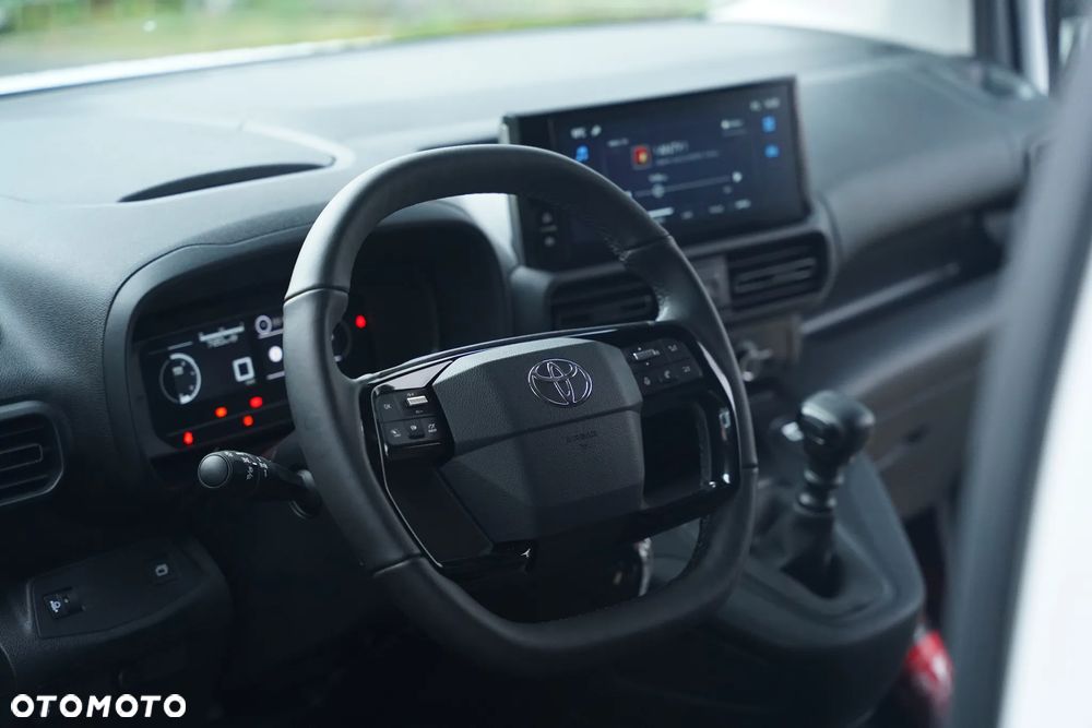 Toyota Proace City - 15