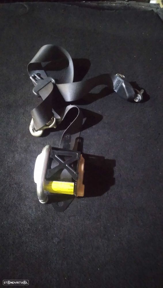 Cinto Frente Esquerdo Mazda 6 Três Volumes (Gg) - 2